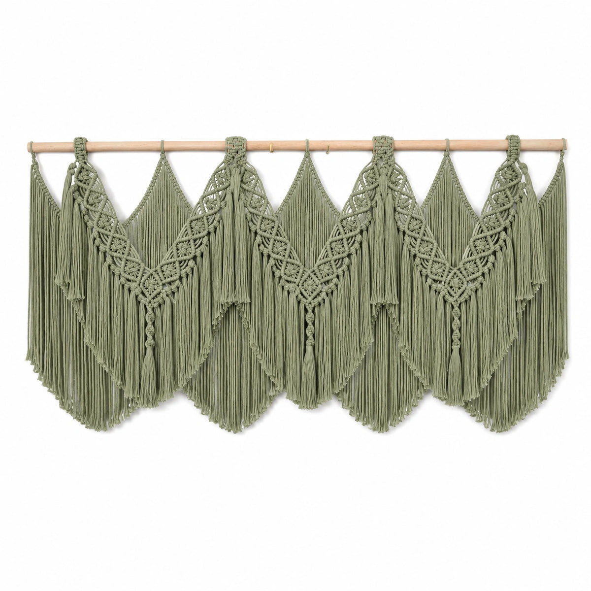 Makramee Wandbehang 120 x 90 cm aus Baumwollkordel in Salbeigrün mit Holzstab im Boho-Stil